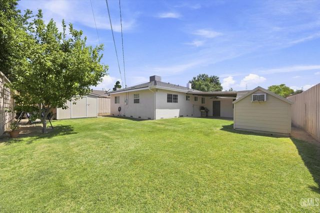 2308 Tangerine Street, Bakersfield, CA 93306