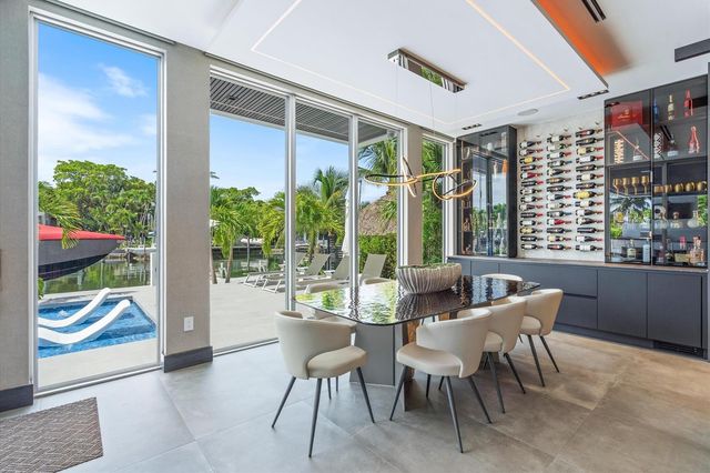 1528 SE 11th Street, Fort Lauderdale, FL 33316