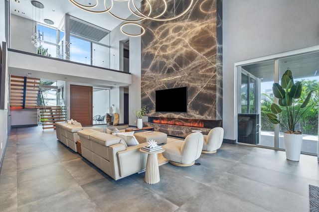 1528 SE 11th Street, Fort Lauderdale, FL 33316