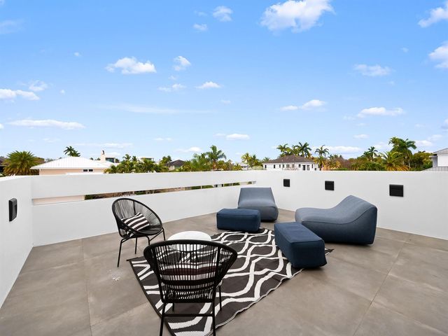 1528 SE 11th Street, Fort Lauderdale, FL 33316