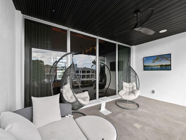 1528 SE 11th Street, Fort Lauderdale, FL 33316