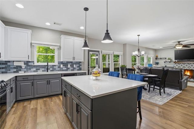3240 Blackburn Drive, Cumming, GA 30040
