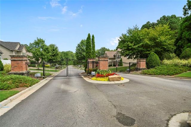 3240 Blackburn Drive, Cumming, GA 30040