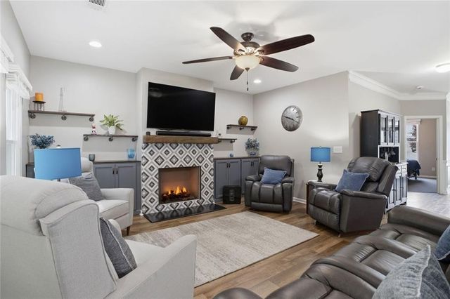 3240 Blackburn Drive, Cumming, GA 30040