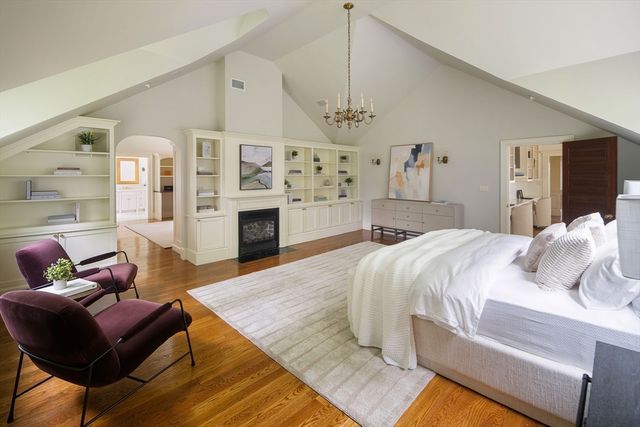 14 Winthrop St, Newton, MA 02465