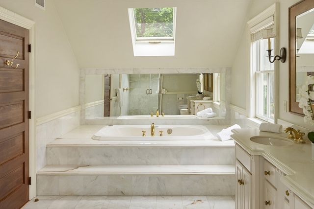 14 Winthrop St, Newton, MA 02465