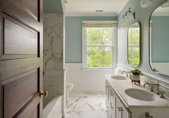 14 Winthrop St, Newton, MA 02465