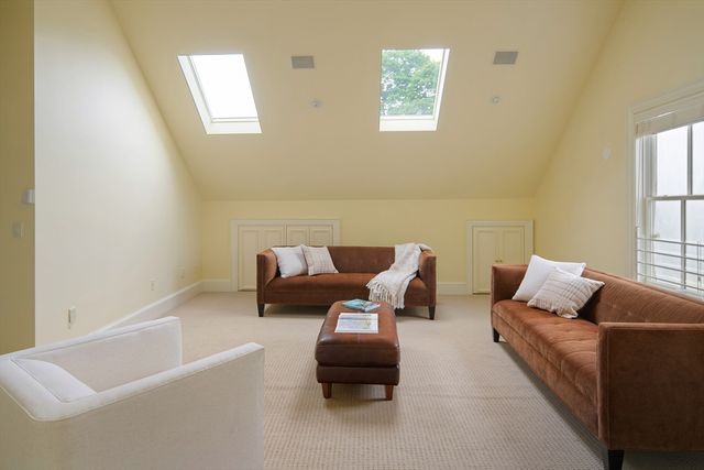 14 Winthrop St, Newton, MA 02465