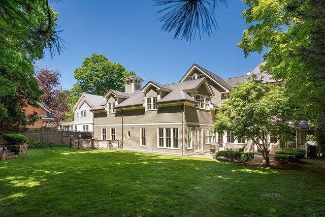 14 Winthrop St, Newton, MA 02465