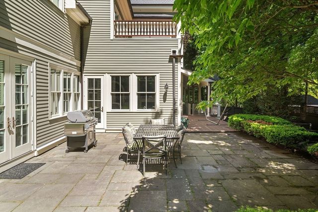 14 Winthrop St, Newton, MA 02465