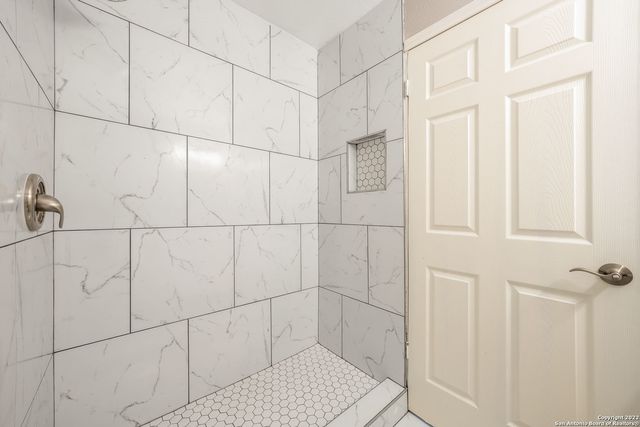 810 E EUCLID AVE, San Antonio, TX 78212