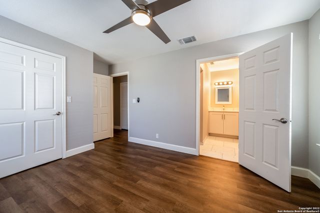 810 E EUCLID AVE, San Antonio, TX 78212