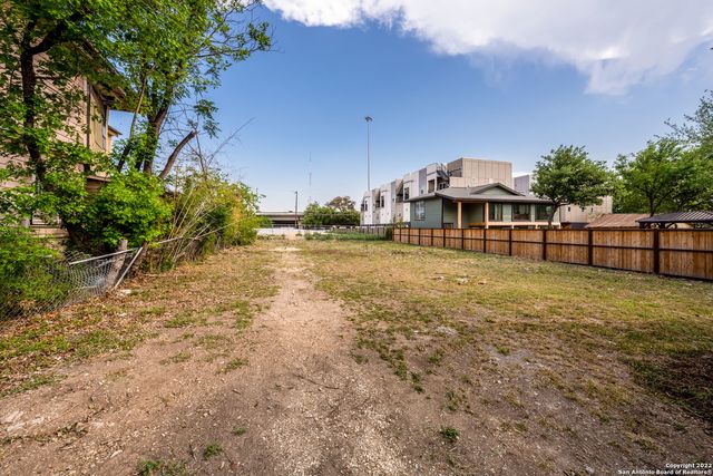 810 E EUCLID AVE, San Antonio, TX 78212