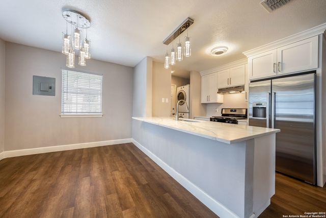 810 E EUCLID AVE, San Antonio, TX 78212