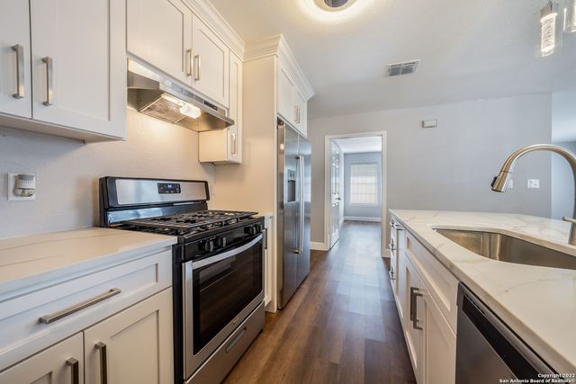 810 E EUCLID AVE, San Antonio, TX 78212