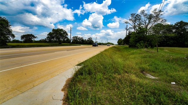000 Fm 1488, Magnolia, TX 77355