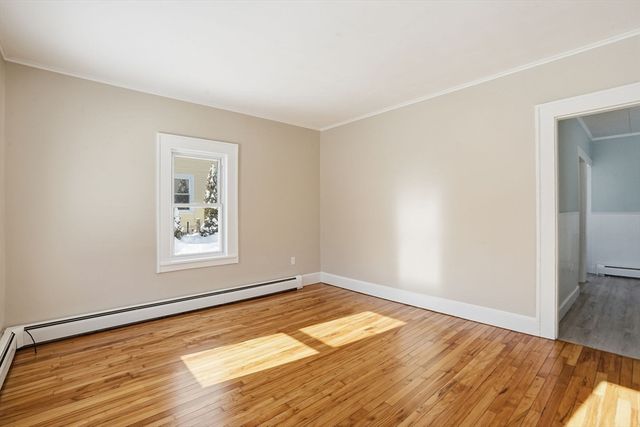 54 Bourne St, Palmer, MA 01080