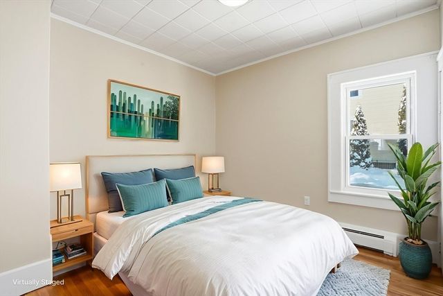 54 Bourne St, Palmer, MA 01080