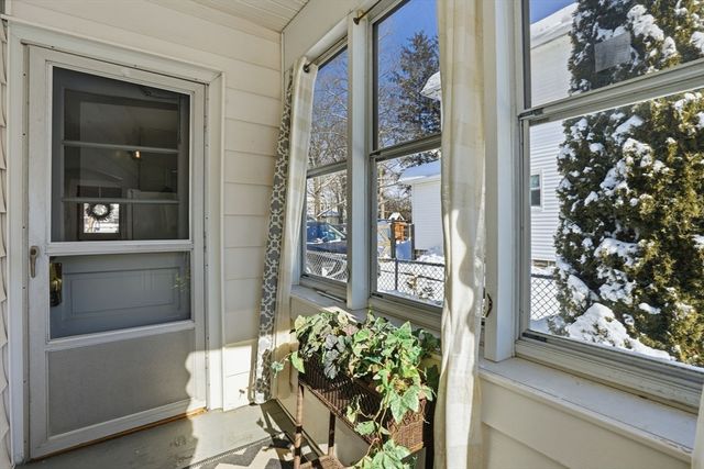 54 Bourne St, Palmer, MA 01080