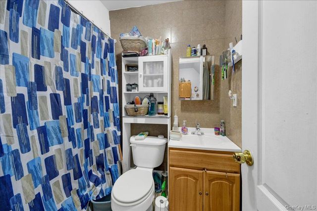 1546 Leland Avenue, Bronx, NY 10460