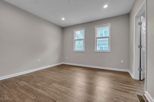 1264 W 65th Street, Cleveland, OH 44102