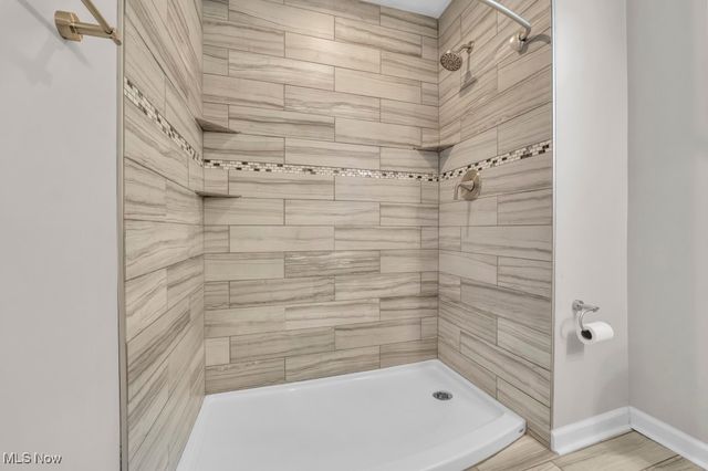 1264 W 65th Street, Cleveland, OH 44102