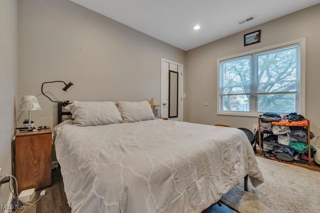 1264 W 65th Street, Cleveland, OH 44102