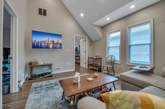 1264 W 65th Street, Cleveland, OH 44102