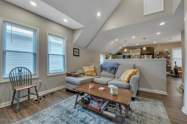 1264 W 65th Street, Cleveland, OH 44102