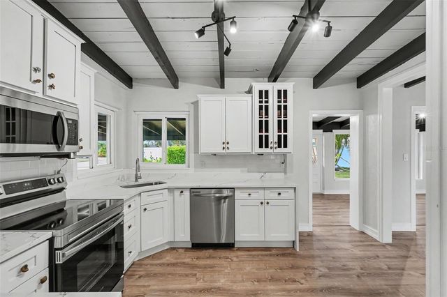 63 PALM BOULEVARD, Dunedin, FL 34698