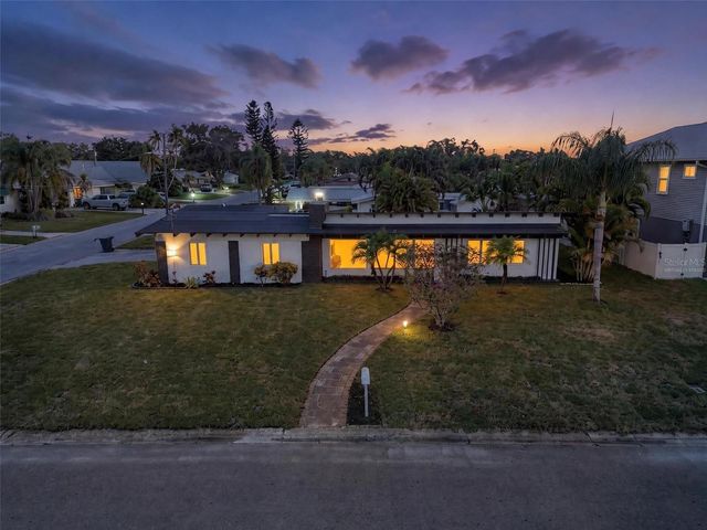 63 PALM BOULEVARD, Dunedin, FL 34698