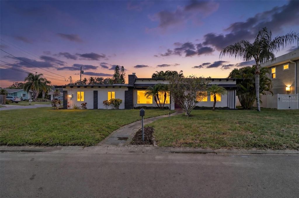 63 PALM BOULEVARD, Dunedin, FL 34698