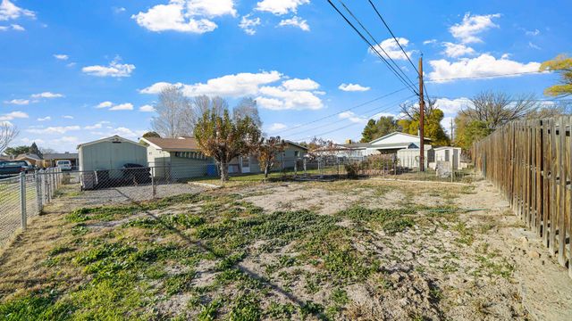 542 E Valley Drive, Grand Junction, CO 81504