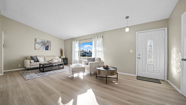 542 E Valley Drive, Grand Junction, CO 81504