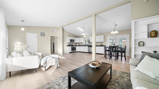 542 E Valley Drive, Grand Junction, CO 81504