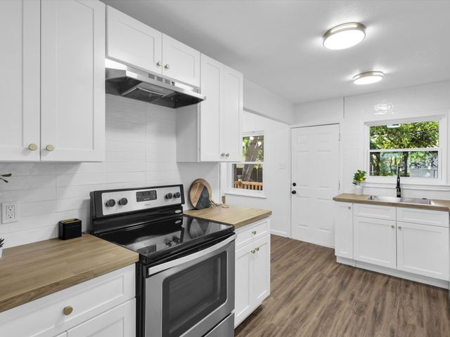 3315 Mayhew Drive, Dallas, TX 75228