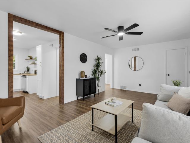 3315 Mayhew Drive, Dallas, TX 75228