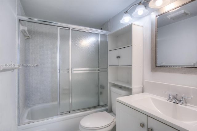 8810 W Mcnab Rd 306, Tamarac, FL 33321