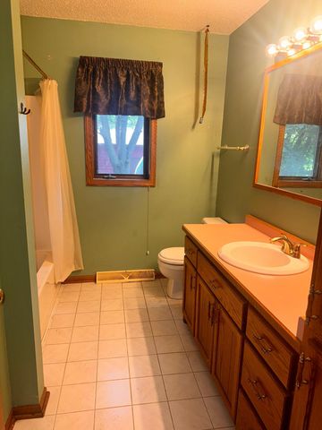 6413 Laurel Road, Saint Cloud, MN 56303