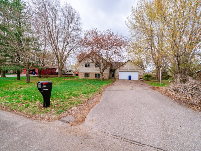 6413 Laurel Road, Saint Cloud, MN 56303