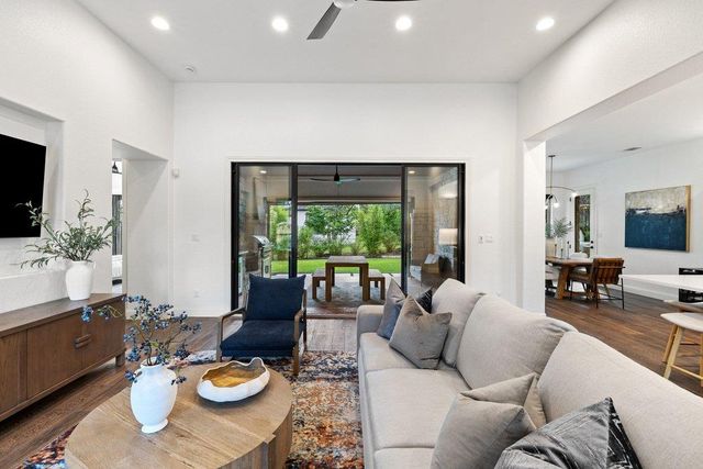 712 Crestone Stream DR, Austin, TX 78738