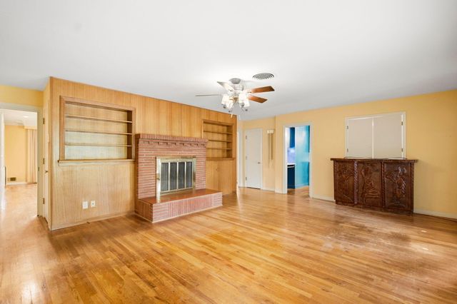 1512 Los Alamos Avenue SW, Albuquerque, NM 87104