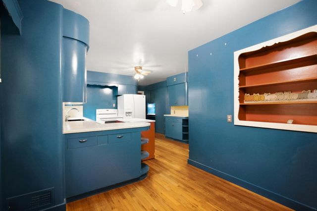 1512 Los Alamos Avenue SW, Albuquerque, NM 87104