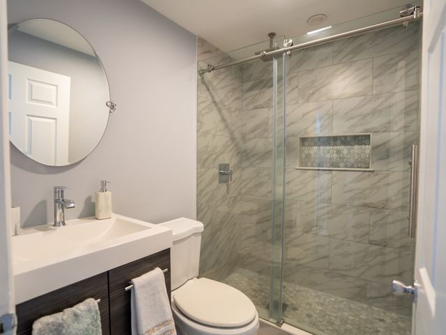 346 Christian St, Lowell, MA 01850