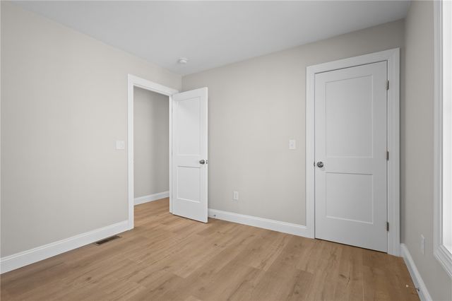 804 DOUGLAS Avenue, Providence, RI 02908