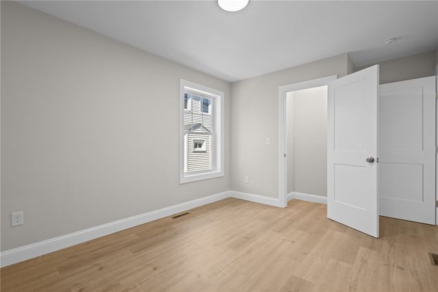 804 DOUGLAS Avenue, Providence, RI 02908