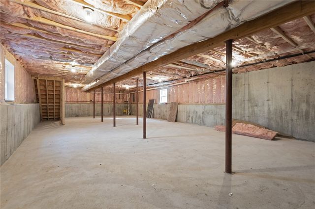 804 DOUGLAS Avenue, Providence, RI 02908