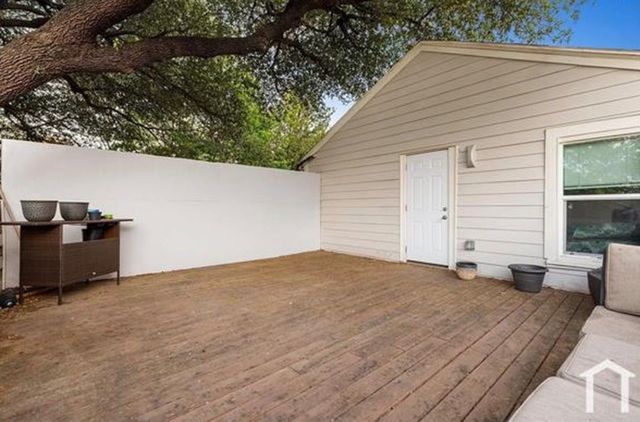 928 S Windomere Avenue D, Dallas, TX 75208