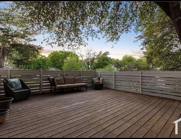 928 S Windomere Avenue D, Dallas, TX 75208
