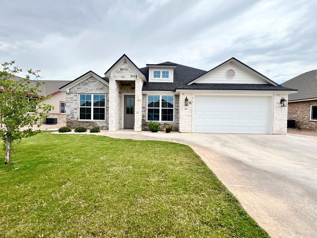 Image 1 of property listing at 4041 Blair Lane, San Angelo, TX 76904